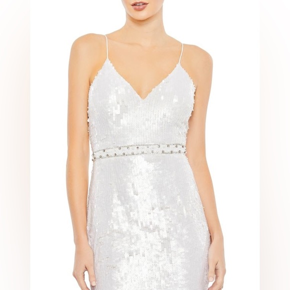 MAC DUGGAL SEQUINED MAXI EVENING DRESS WITH FLORAL HEM NWT - Picture 2 of 4